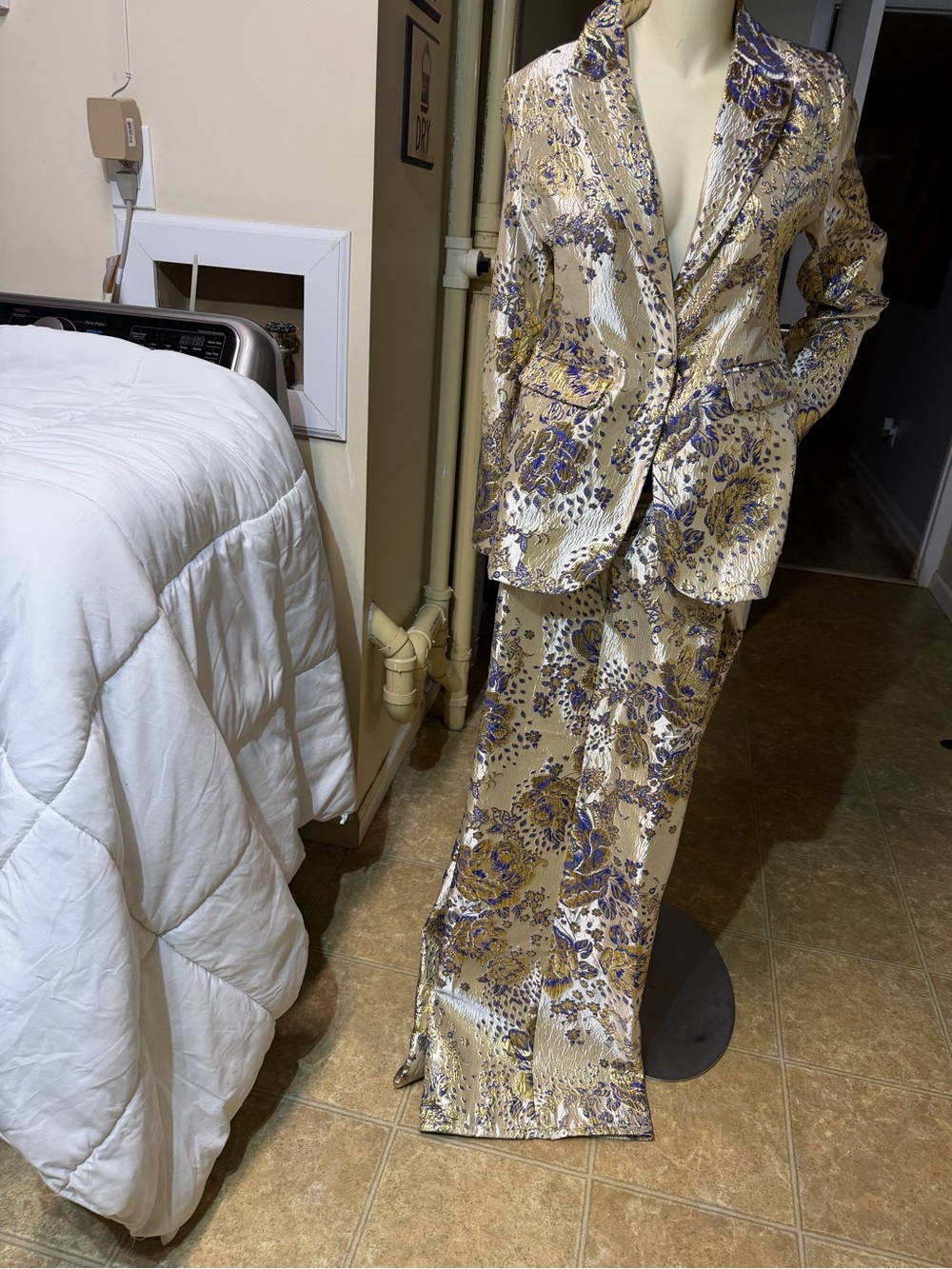 AKIRA Gold and Blue Floral Jacquard Pantsuit